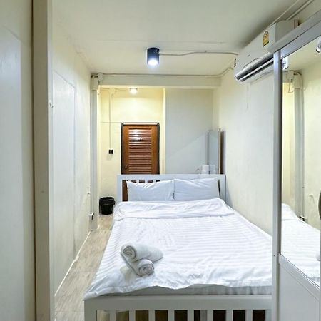 Chubbi5 Room11 Bangkok Extérieur photo